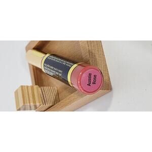 Aussie Rose  Long Lasting Liquid Lip Color